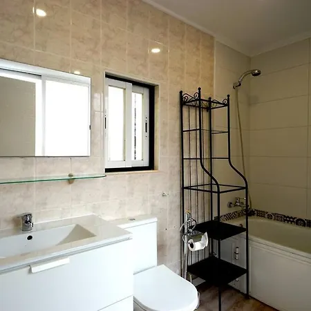 Apartment Cruz Cozy 1º Lisbon